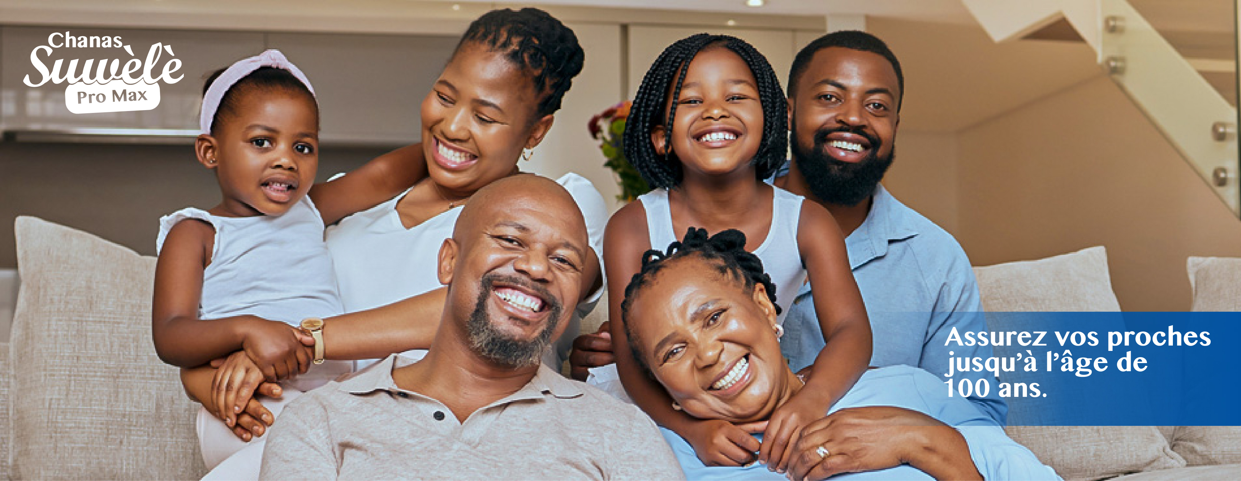 Famille heureuse protégée
